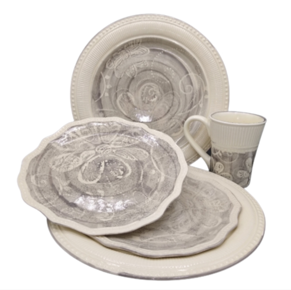 Euro Ceramica China Floral Wood Cut 2 Dinner 2 Salad Plates Mug Rare Retired Vtg